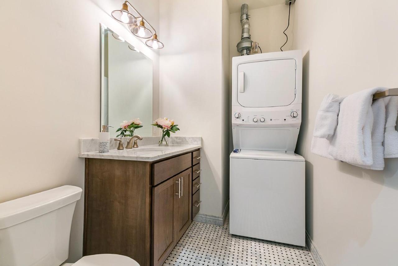 1 And 2 Bedroom Private Condos Steps Away From French Quarter New Orleans Exterior photo